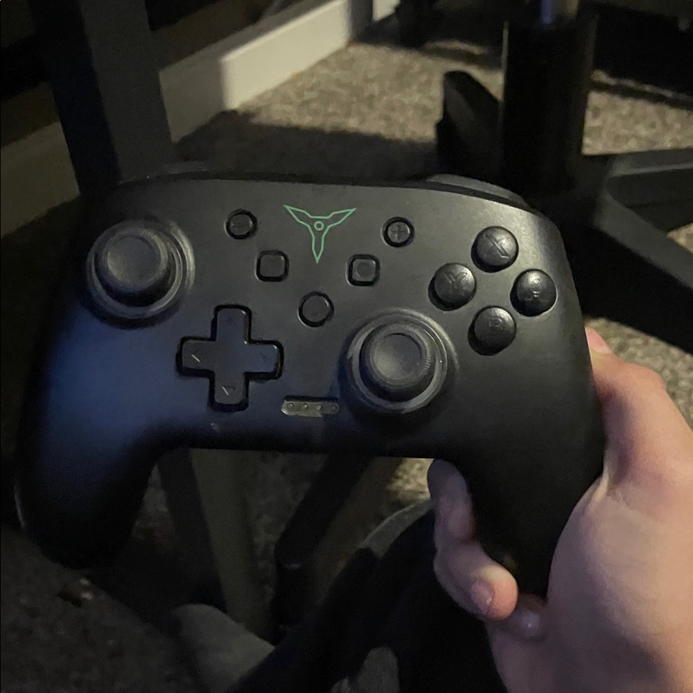 Xbox controller no issues just don’t have a Xbox anymore
